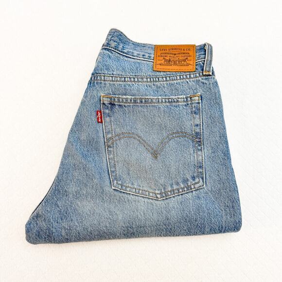 Levi's Wedgie Ripped Button Fly Light/Med Wash Denim Jeans SZ28 - Picture 1 of 8